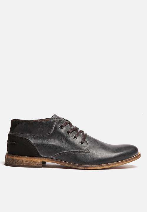 Elijah (Size 11)