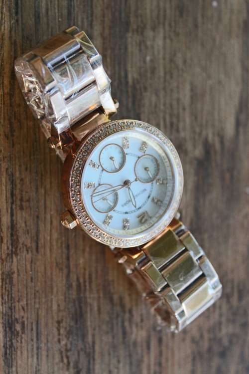 MICHEAL KORS PARKER MK5616 ROSE GOLD DAYDATE QUARTZ WOMENS WATCH