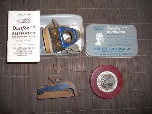 LOVELY SET OF THREE VINTAGE WOODWORKING TOOLS.SEE OTHER PICS.NO RESERVE!!!