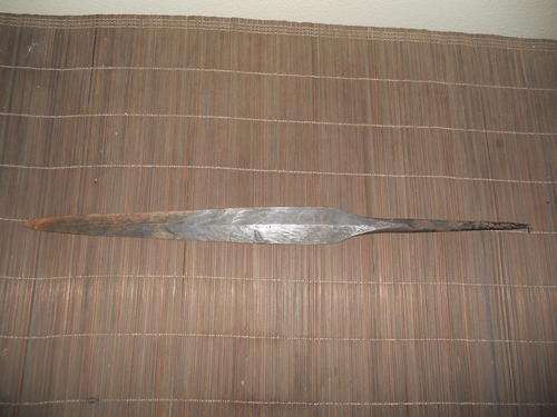 LOVELY EARLY ASSAGAI TIP.SEE OTHER PICS.NO RESERVE!!!