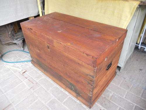 VERY OLD OREGON KIST. SEE OTHER PICS. NO RESERVE!!!