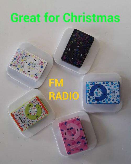 "2 ON AUCTION"MP3 Player with FM