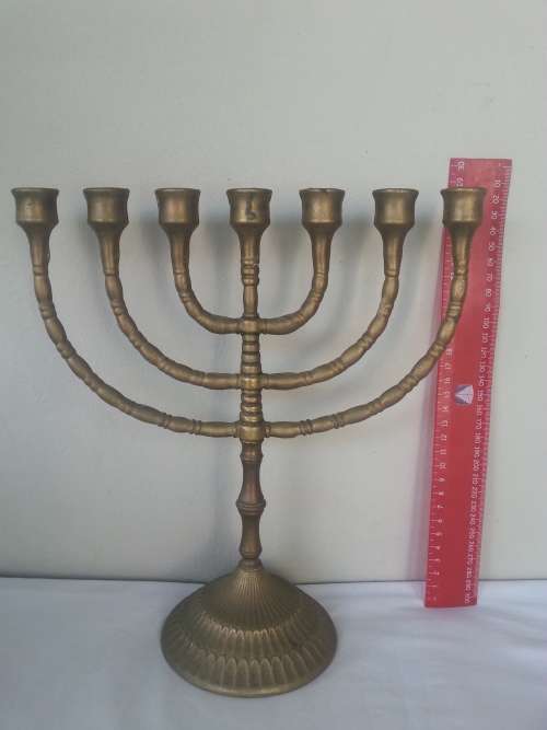 HEAVY SOLID BRASS SEVEN CANDLESTICK MENORAH