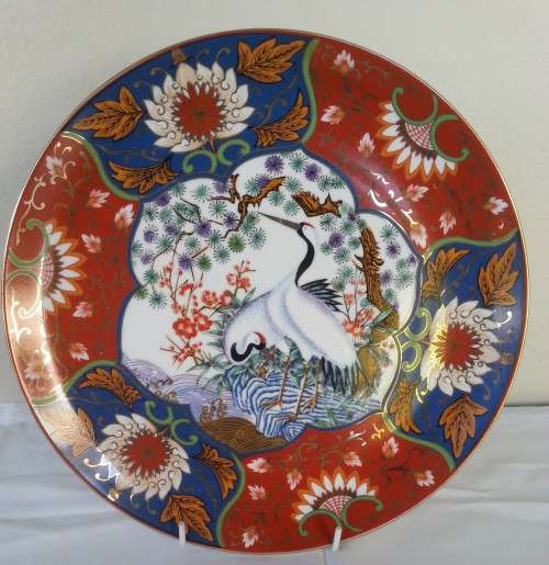 LARGE DECORATIVE IMARI PLATE