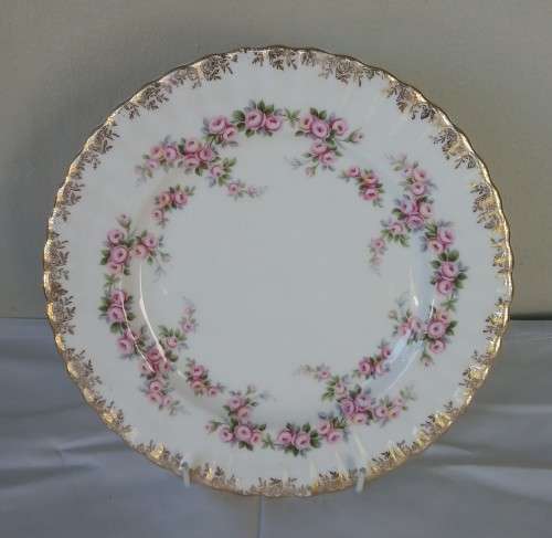 ROYAL ALBERT - DIMITY ROSE - 21 CM