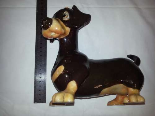 EINSTEIN THE DACHSHUND - GEORGE WILLIAMS PETS PERSONALITY