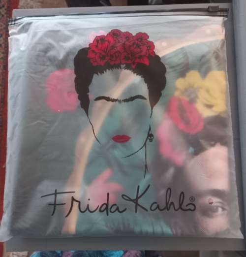 FRIEDA KAHLO VELVETEEN SCATTER CUSHION / WITHOUT INNER