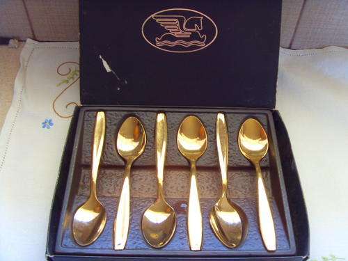 SET SIX VINTAGE 23 KARAT GOLD PLATED TEA-SPOONS