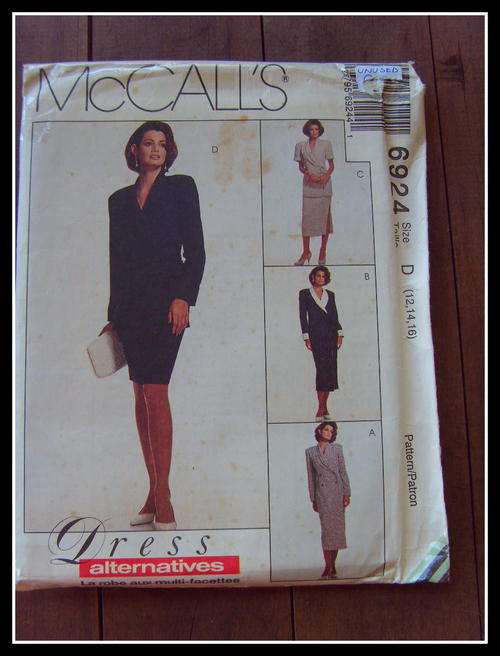 UNUSED McCALL'S PATTERN NO. 6924