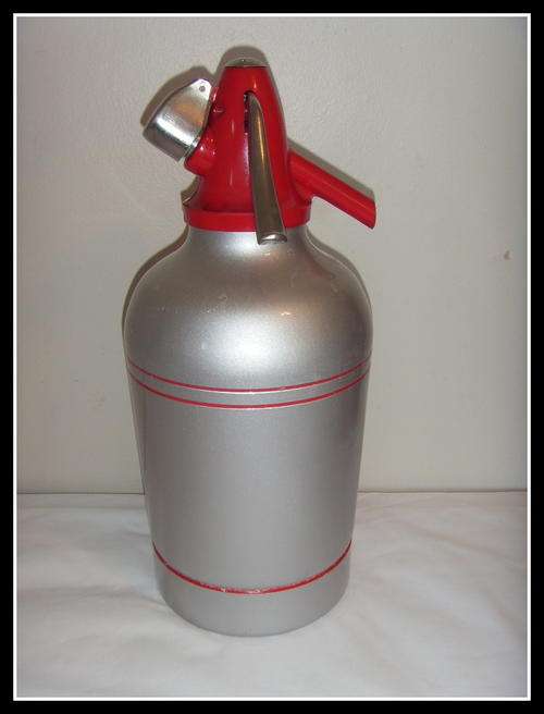 VINTAGE RETRO 'SYPHOLUX'  ALUMINIUM SODA BOTTLE