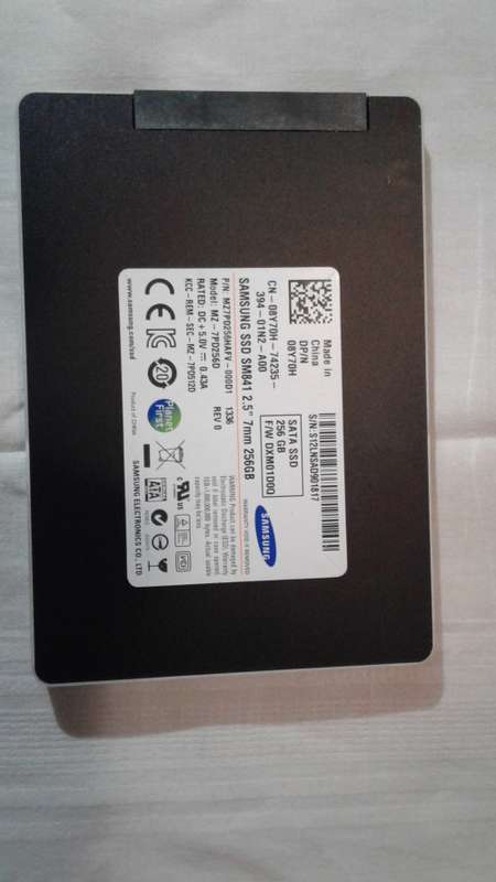 SAMSUNG   2.5'' 256 GB SATA SSD