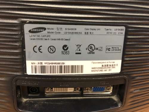 Samsung SyncMaster SA300 Monitor 19 Inch