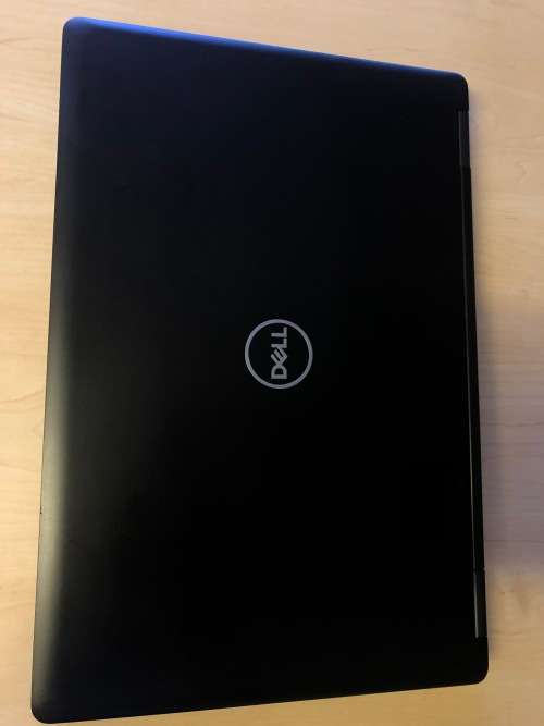 DELL Latitude 3530  ORE i7-8750H 2.2GHz  16GB Ram  256GB SSD  15.6 NVIDIA Quadro P600 +UHD Graphics