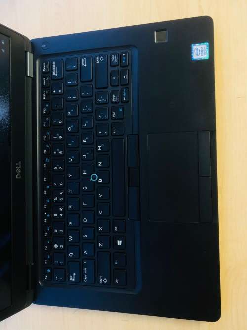 Dell Latitude 5490 i7-8650 2,11GHz 16GB Ram 256GB SSD 14` UHD Graphics 620 Display+KBL