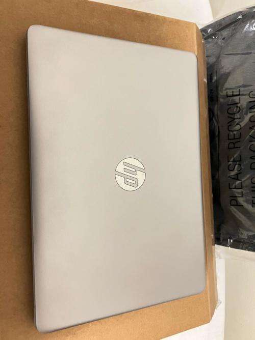 Hp 255 G8 Notebook Pc AMD Ryzen  5 3500U with Radeon Vega Mobile Gfx 2100 MHz 8GB Ram 512GB SSD 15.6