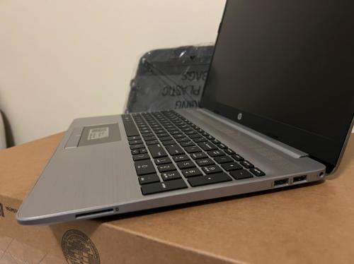 Hp 255 G8 Notebook Pc AMD Ryzen  5 3500U with Radeon Vega Mobile Gfx 2100 MHz 8GB Ram 512GB SSD 15.6