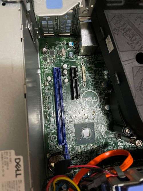 Dell OptiPlex 5060 SFF Desktop PC  Core i7- 8700 @ 3,2GHz 16GB Ram  1TB HDD windows 10