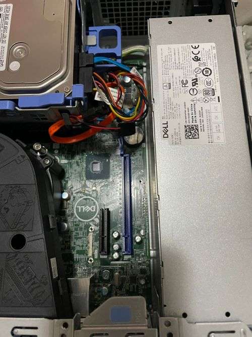 Dell OptiPlex 5060 SFF Desktop PC  Core i7- 8700 @ 3,2GHz 16GB Ram  1TB HDD windows 10