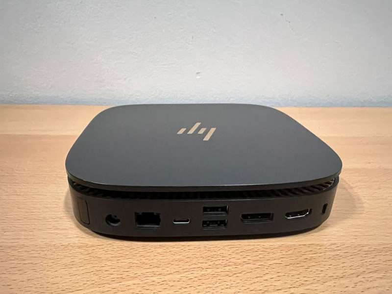 HP Elite Slice Mini Desktop  Core i5 6500T 8GB Ram 256GB SSD