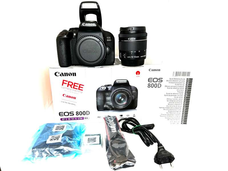 Canon EOS 800D with Lens and accessories
