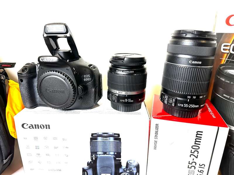 Canon EOS 600D DSLR Camera with Canon EFS 18-55mm AF/MF macro Lens  Canon EFS 55-250mm Zoom Lens Ori