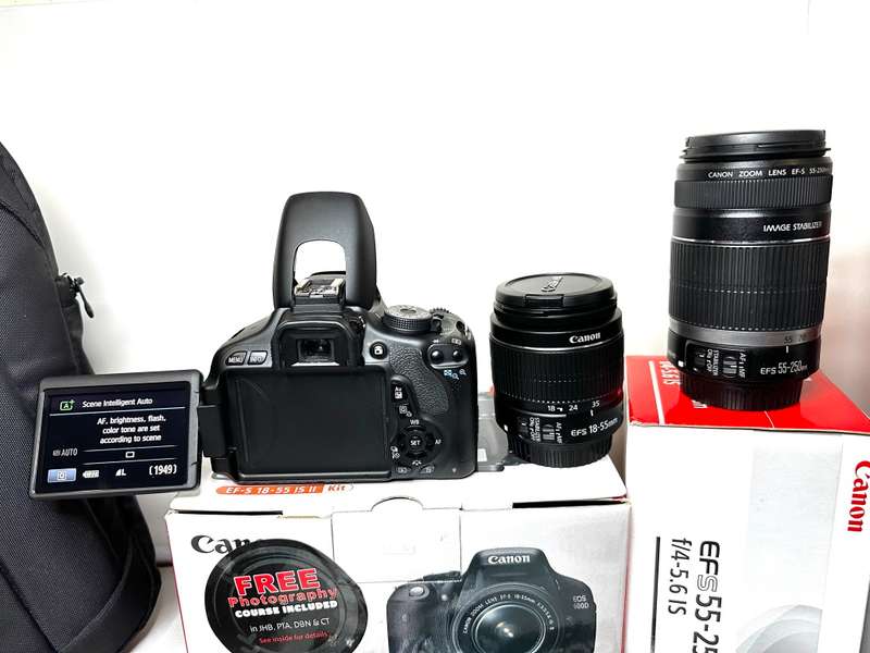 Canon EOS 600D DSLR Camera with Canon EFS 18-55mm AF/MF macro Lens  Canon EFS 55-250mm Zoom Lens Ori