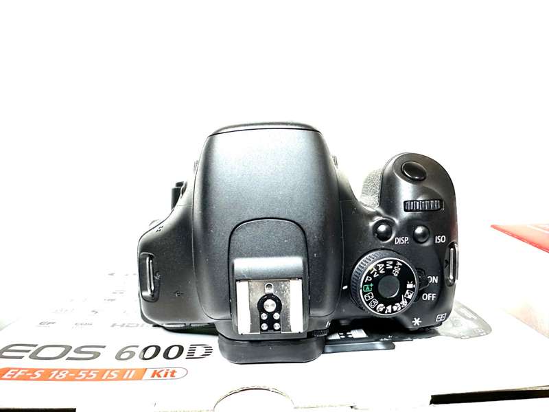 Canon EOS 600D DSLR Camera with Canon EFS 18-55mm AF/MF macro Lens  Canon EFS 55-250mm Zoom Lens Ori