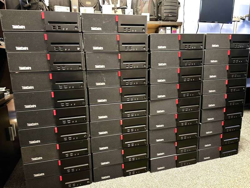 Lenovo M910s SFF Desktop pc Core i5-6th gen 3.2GHz  8GB Ram  500GB HDD + WiFi