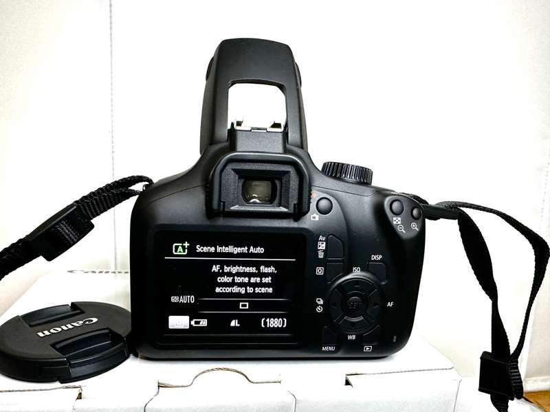 Canon 4000D DSLR camera with  Canon 18-55mm Kit Lens & accessories