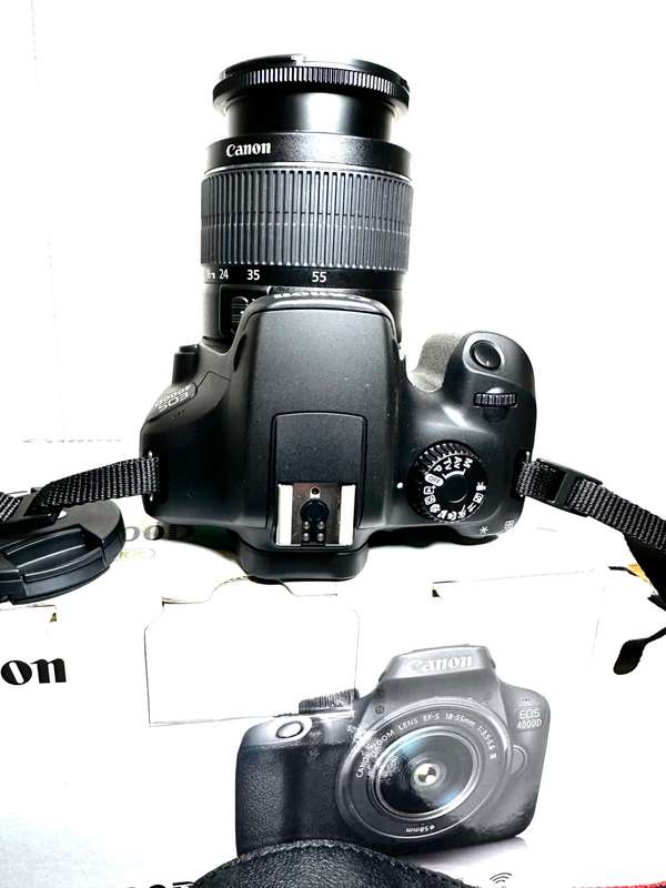Canon 4000D DSLR camera with  Canon 18-55mm Kit Lens & accessories
