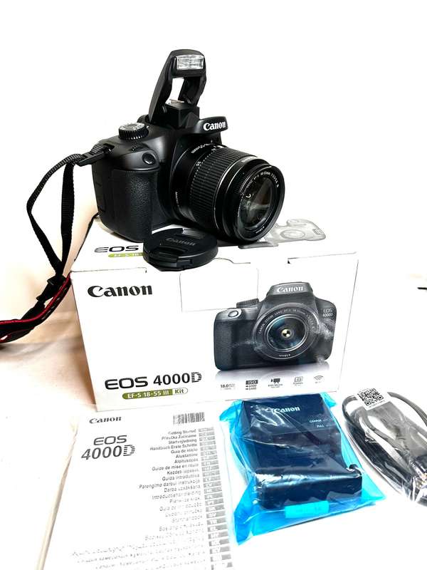 Canon 4000D DSLR camera with  Canon 18-55mm Kit Lens & accessories