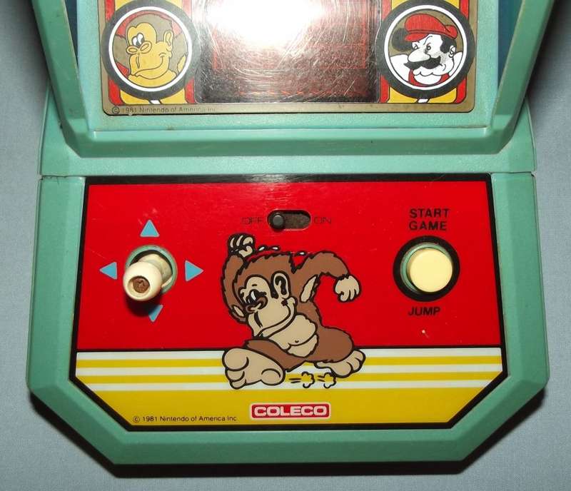 Retro 1981 Nintendo Donkey Kong Coleco Table Top Mini Arcade Game