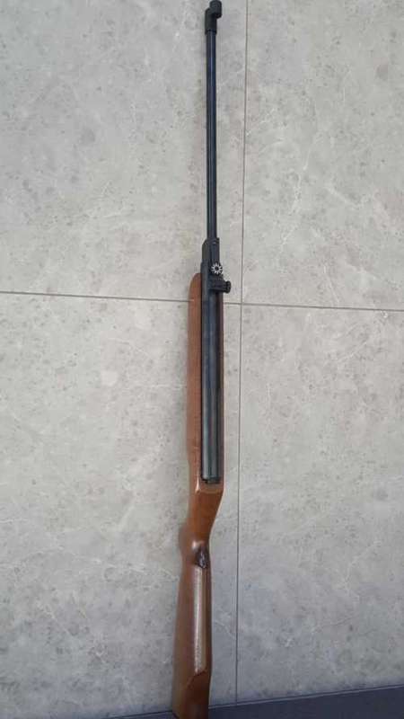 Vintage Cometa Model 100 Made in Spain .177 Air Rifle