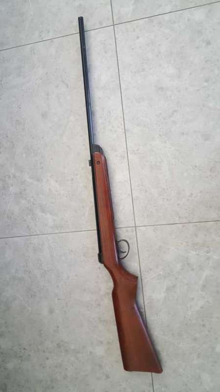 VINTAGE BSA MK 4 AIR RIFLE .177 CALIBRE