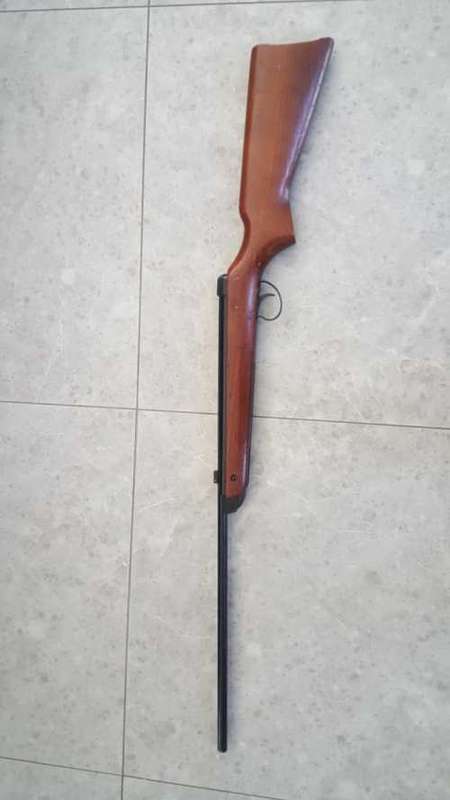 VINTAGE BSA MK 4 AIR RIFLE .177 CALIBRE