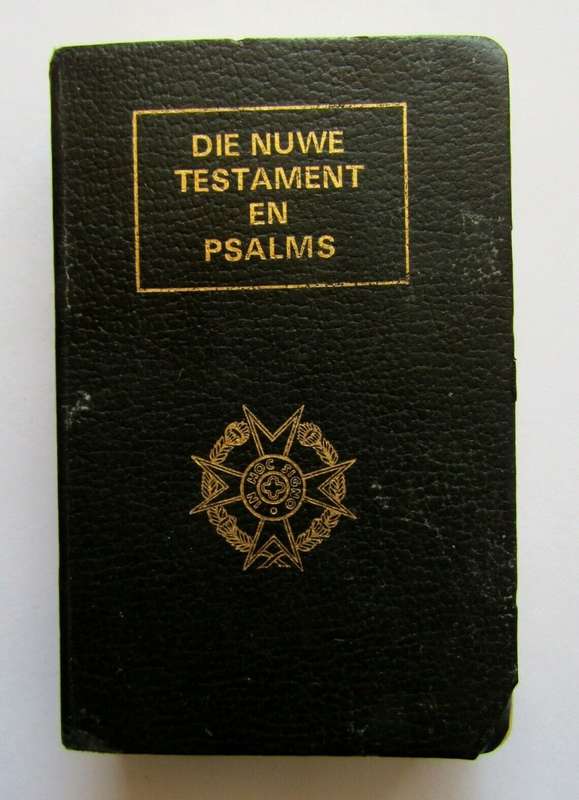 1981 SADF Chaplain Service Afrikaans Pocket Bible