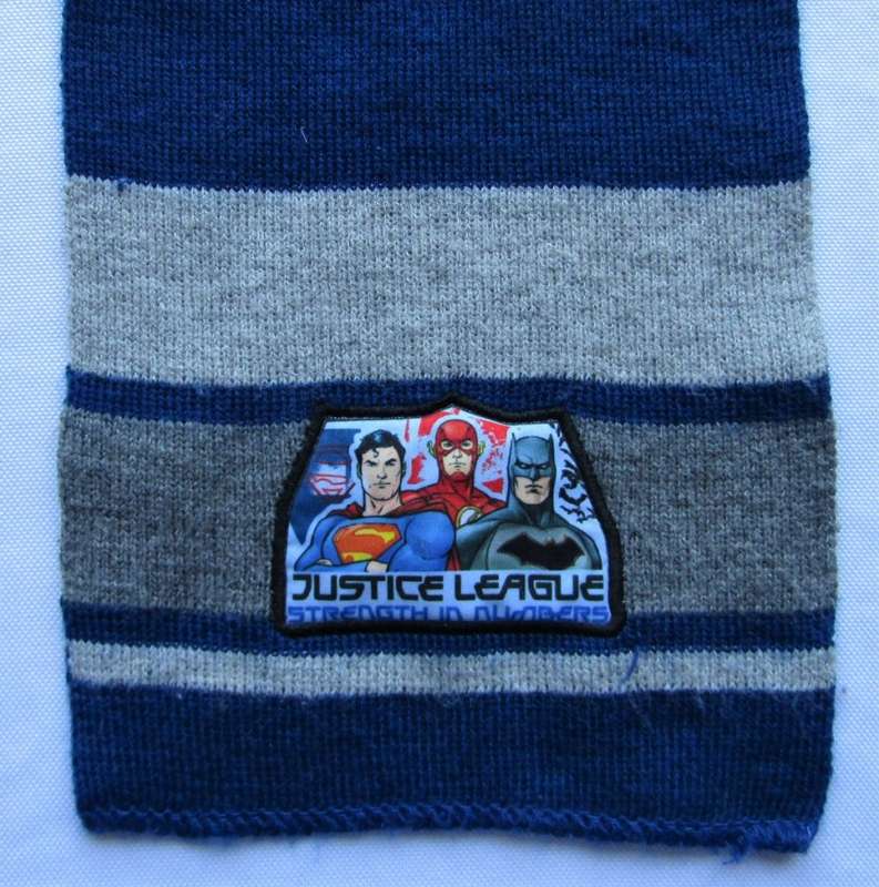 DC Comics - Justice League Neck Scarf