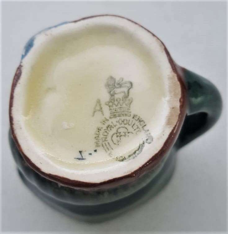 VINTAGE ROYAL DOULTON SMALL CHARACTER JUG