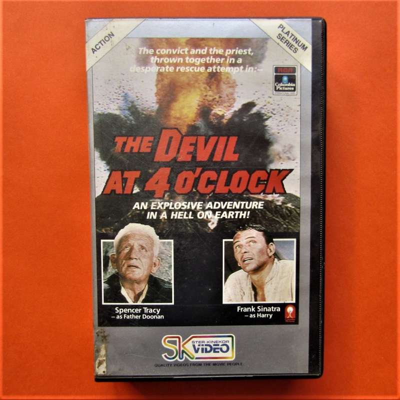 The Devil at 4 O`Clock - Frank Sinatra - VHS Video Tape (1986)