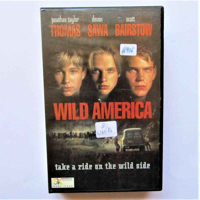 Wild America - Jonathan Taylor Thomas - VHS Video Tape (1997)