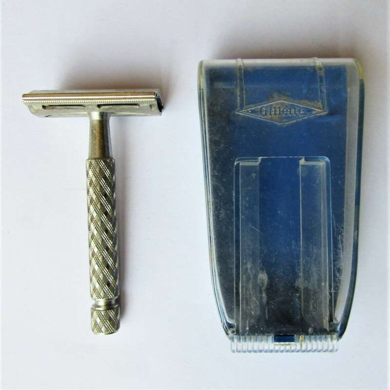 Vintage Gillette Made in England Safety Razor With Case