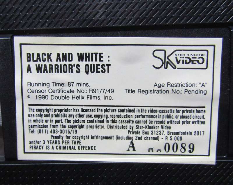 Black and White - A Warrior`s Quest - VHS Tape (1990)