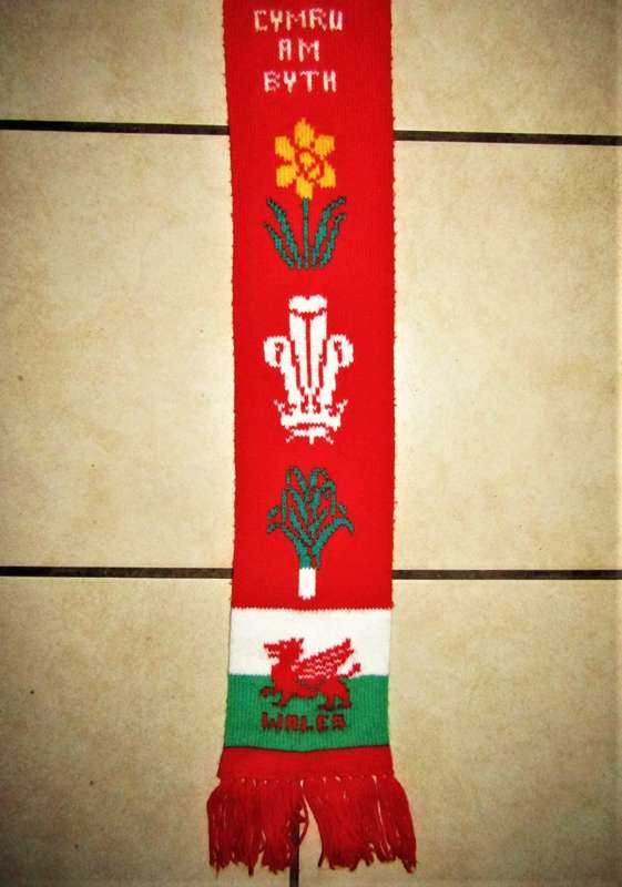 Old Wales Rugby Neck Scarf