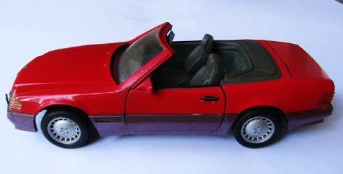 Road Tough 500SL Mercedes Benz 1/18 Scale Car