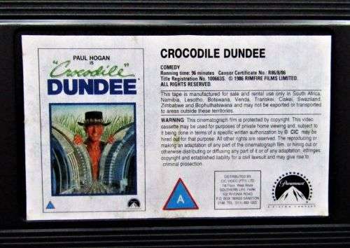 Crocodile Dundee - Paul Hogan - VHS Tape (1986)