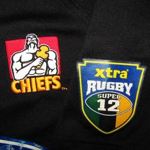 Team Signed Chiefs Super 12 Players Rugby Jersey