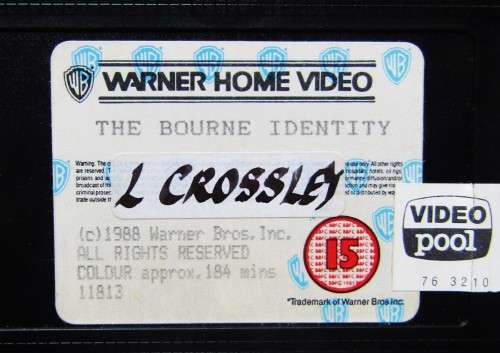 The Bourne Identity - Richard Chamberlain - Action Thriller VHS Tape (1988)