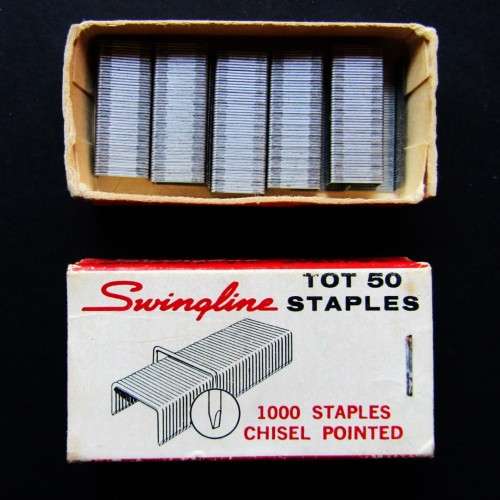 Vintage Swingline Made in USA Tot 50 Staples Box