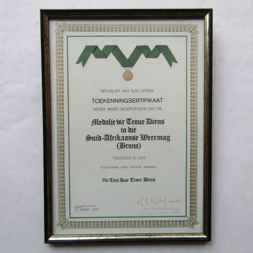 1980 SADF Medalje vir Troue Diens Award Certificate to Captain Erasmus