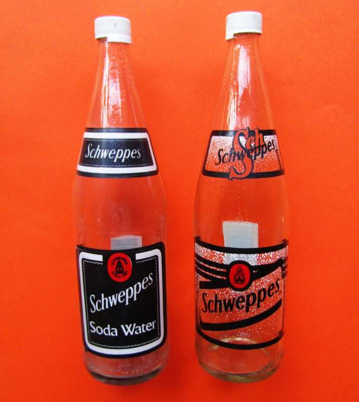 2 Old Schweppes Soda Water 1 Liter Glass Bottles